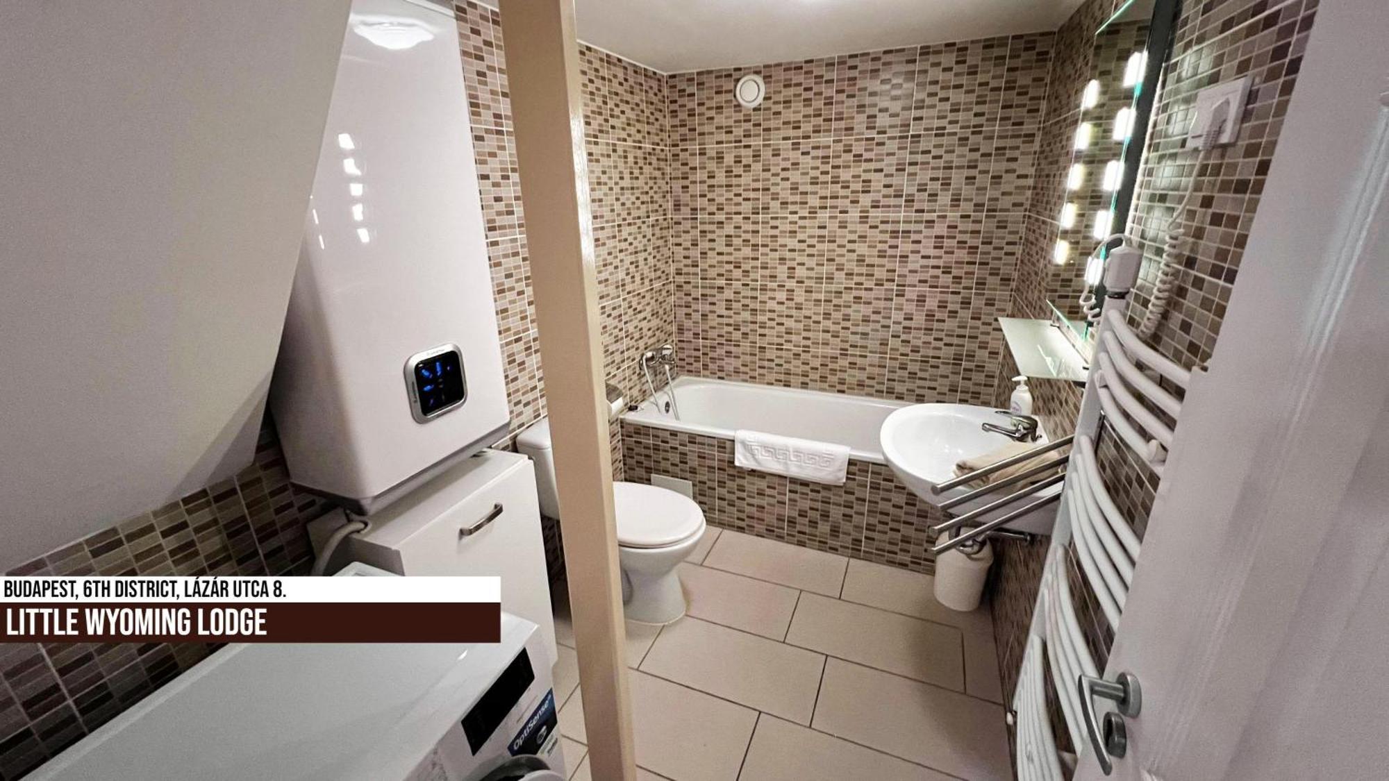 Little Americas Wyoming Lodge Apartment 布达佩斯 外观 照片